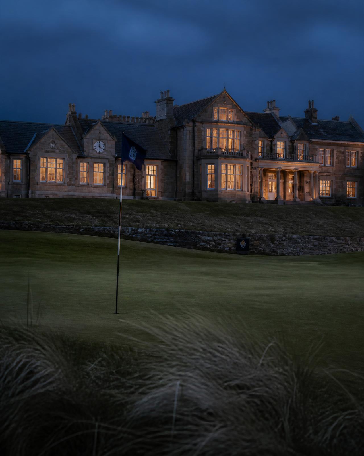 Fast fescue turf and natural bunkering on the East Lothian links beside Muirfield